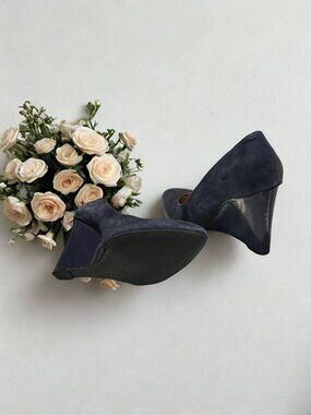 Nine West Blue Suede Wedge Pump - 10